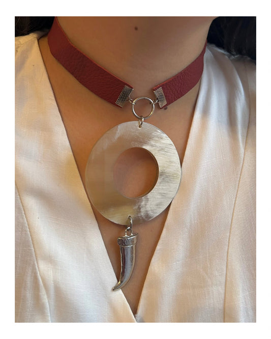 Gargantilla cuero y guampa