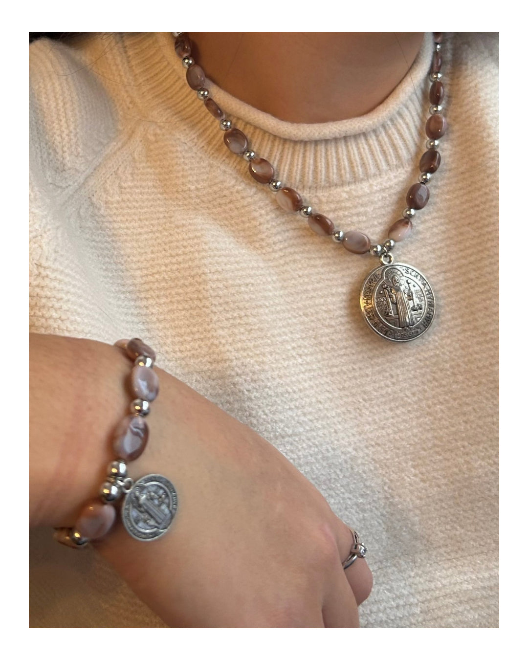 Conjunto Collar y Pulsera San Benito