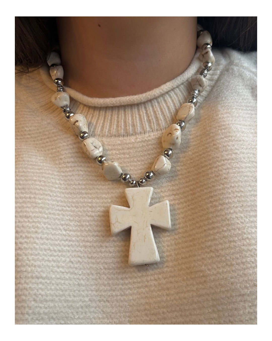 Collar piedras reconstituidas