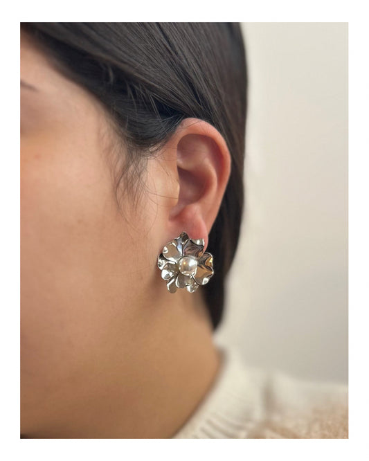 Caravanas flor pequeña